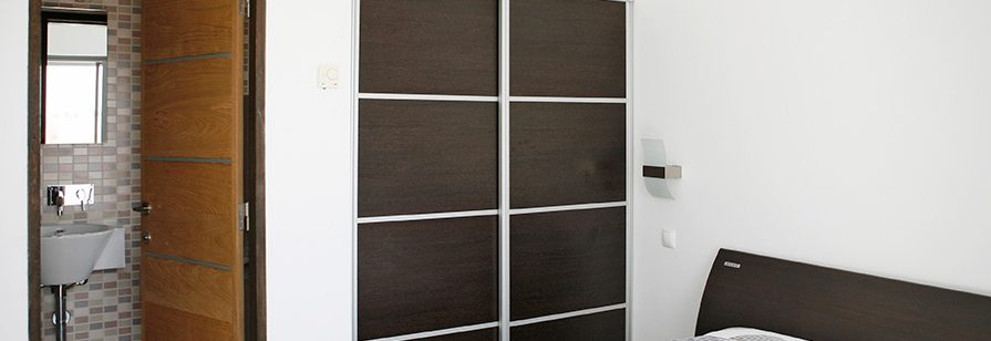 Apartment en-suite bedroom