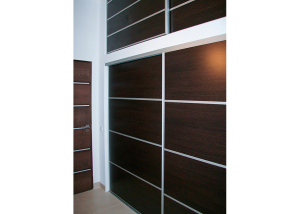 Dressing room from en suite.