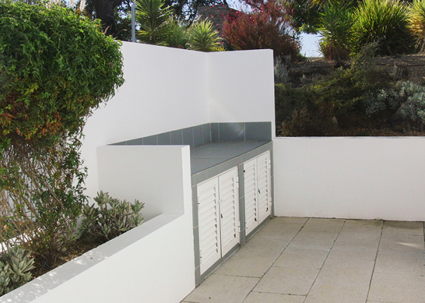 Apartment outdoor kitchen/BBQ area.