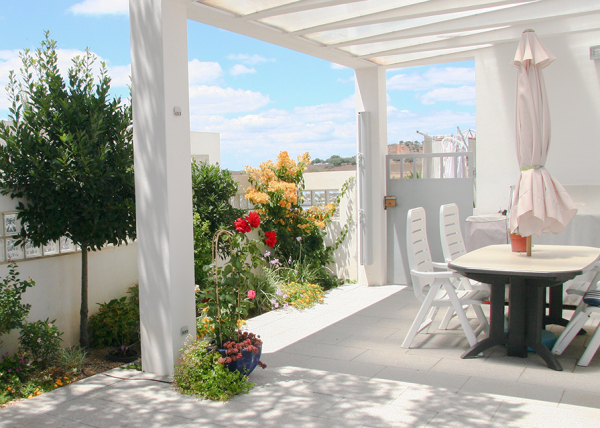 Pergola with BBQ for outdoor dining