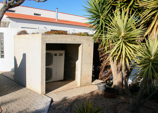 Heat pump housing