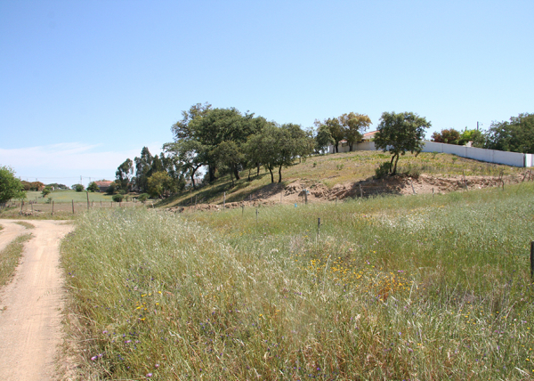 North West parcel of land